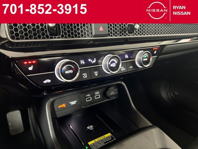 Used 2024 Honda Civic Touring image 19