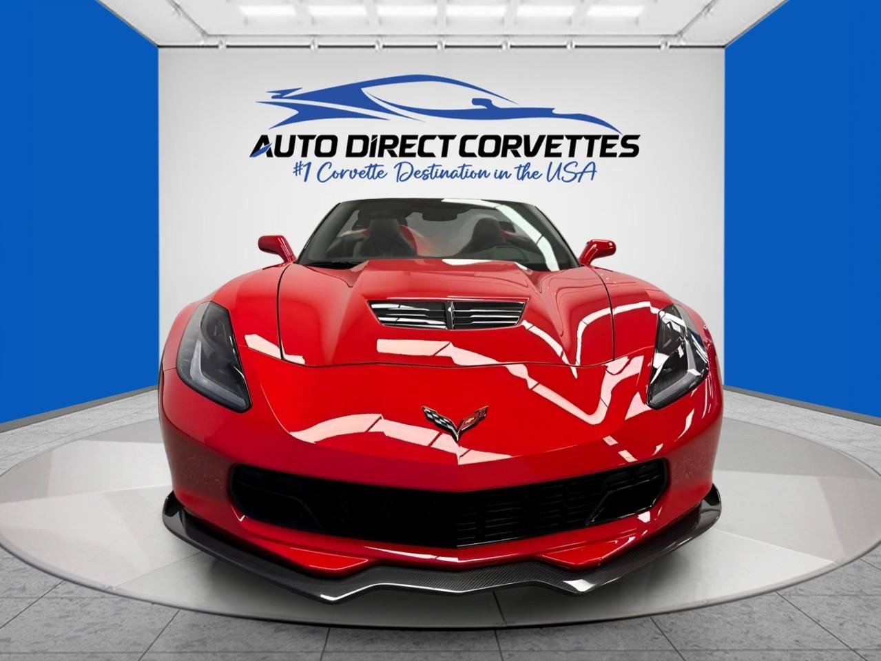 Used 2015 Chevrolet Corvette Z06 w/ 3LZ Preferred Equipment Group RWD image 2
