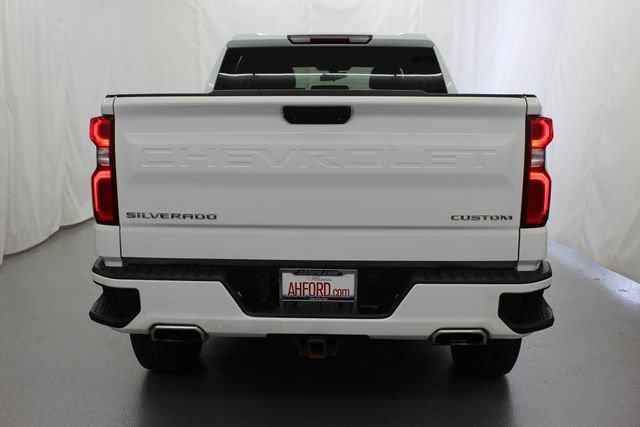 Used 2020 Chevrolet Silverado 1500 Custom w/ Custom Convenience Package AWD/4WD image 7