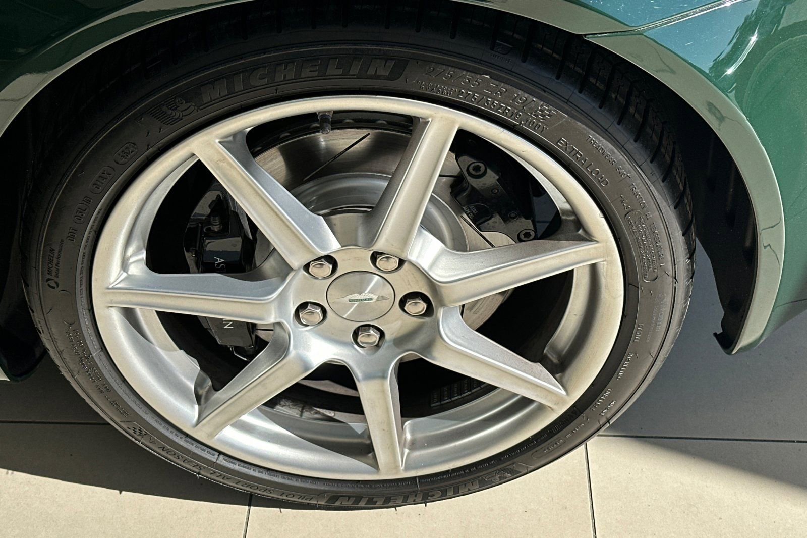 Used 2006 Aston Martin V8 Vantage Coupe image 7