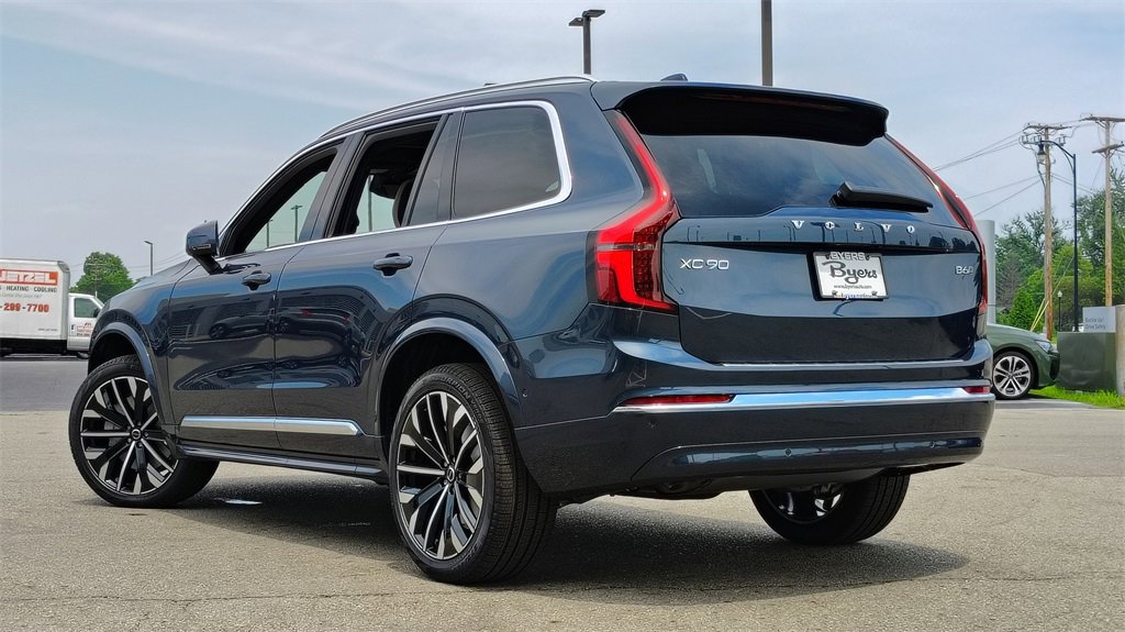 New 2026 Volvo XC90 B6 Plus w/ Protection Package Premier image 4
