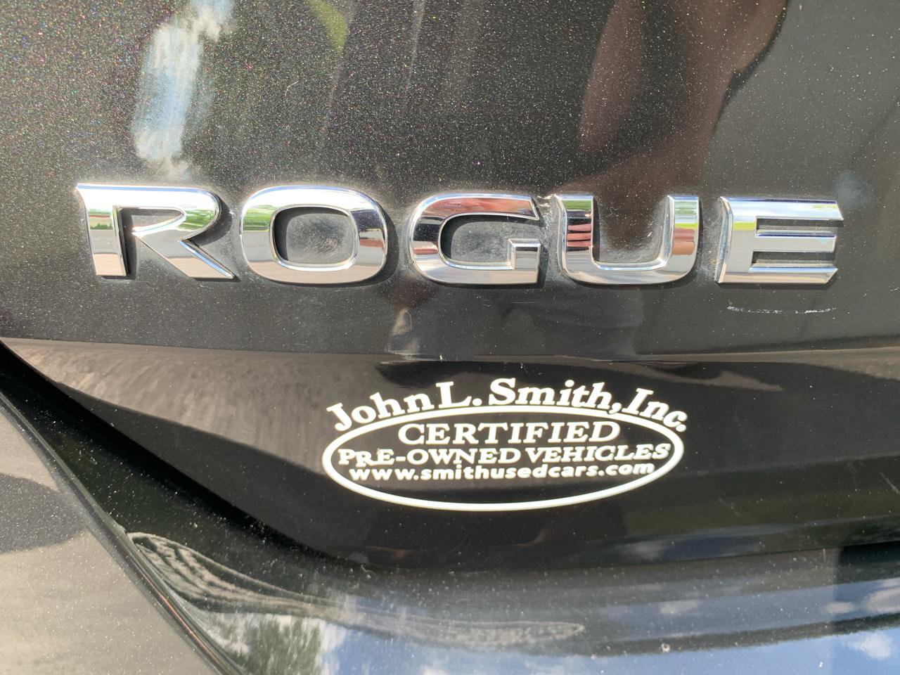 Used 2018 Nissan Rogue SV AWD/4WD image 31