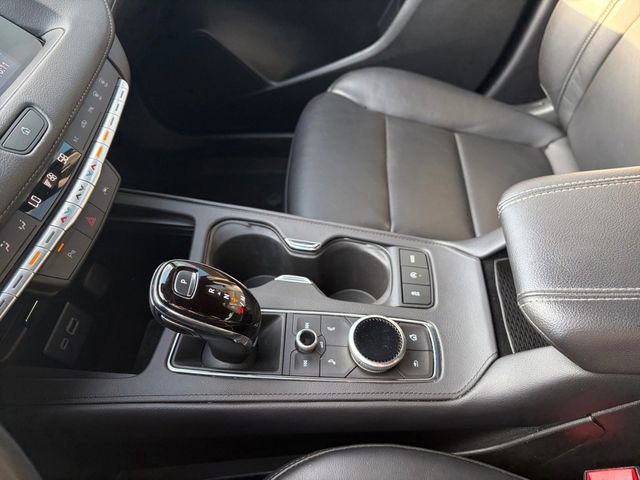 Used 2023 Cadillac XT4 Premium Luxury FWD image 25