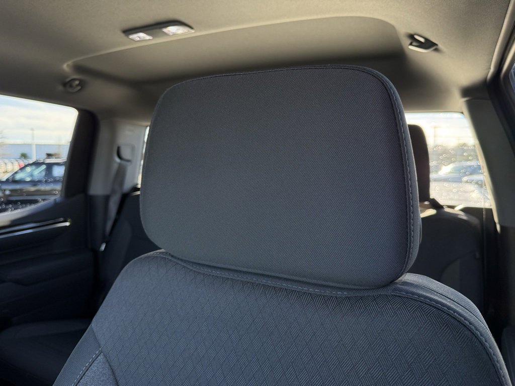 Used 2025 GMC Sierra 1500 SLE image 24