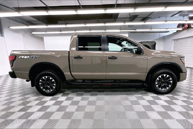 Used 2024 Nissan Titan PRO-4X w/ Pro-4x Utility Package AWD/4WD image 16