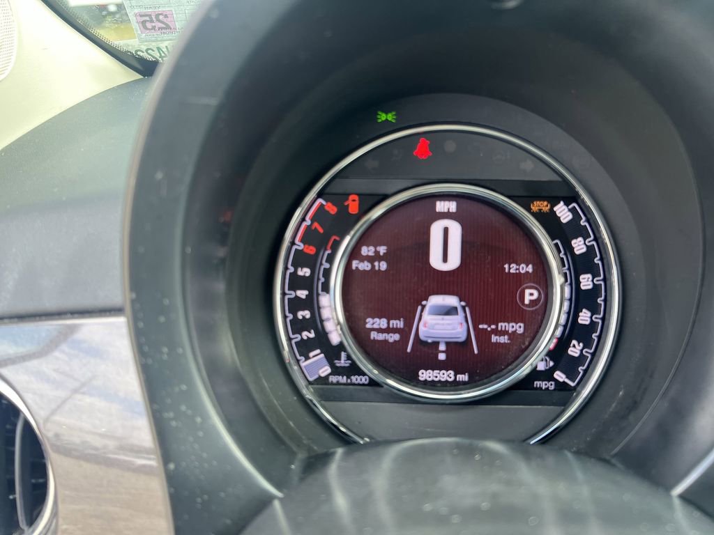 Used 2017 FIAT 500 Pop image 10