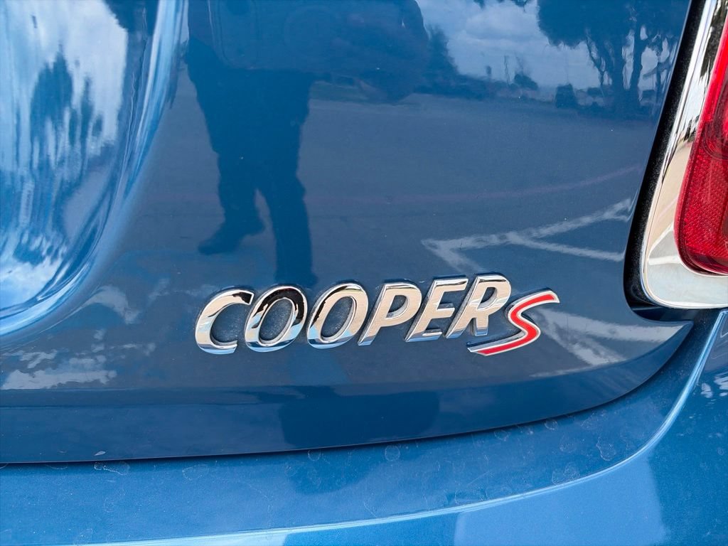 Used 2022 MINI Cooper S w/ Premium Package FWD image 11