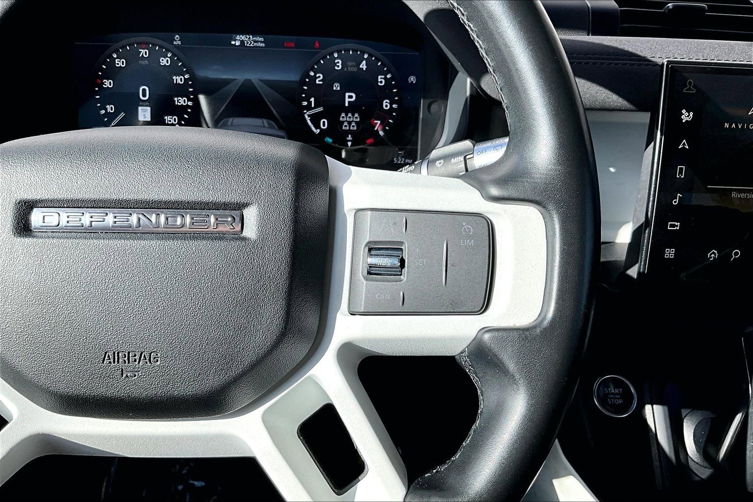 Certified 2022 Land Rover Defender 110 S AWD/4WD image 19