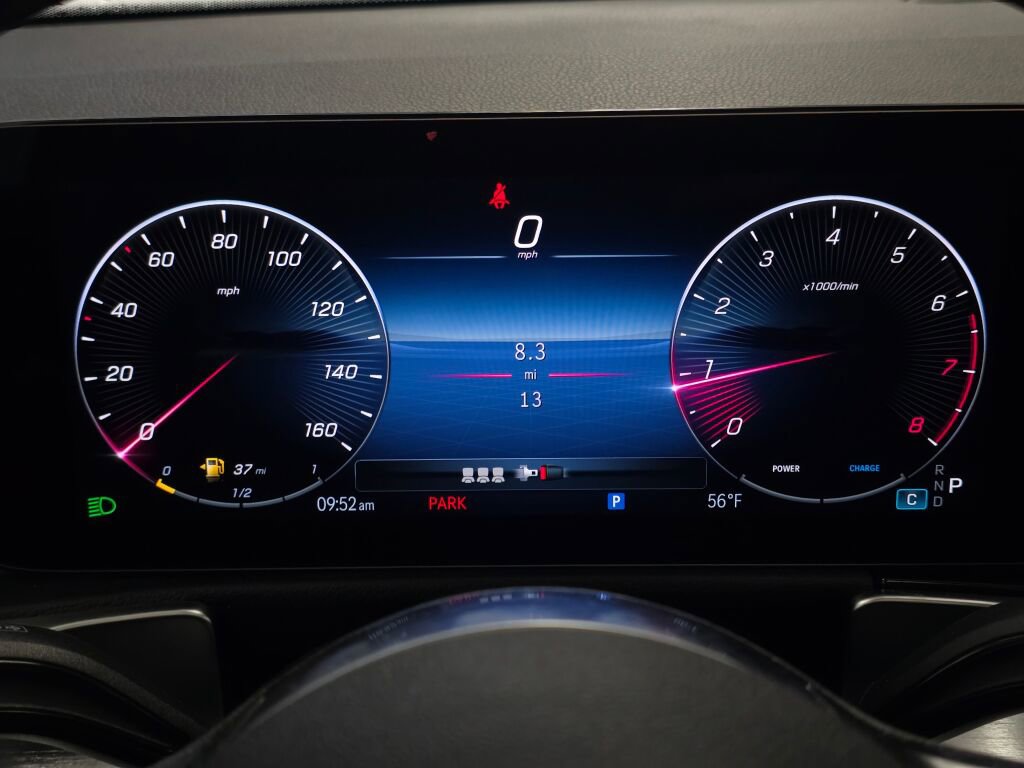 New 2026 Mercedes-Benz GLB 250 4MATIC image 26