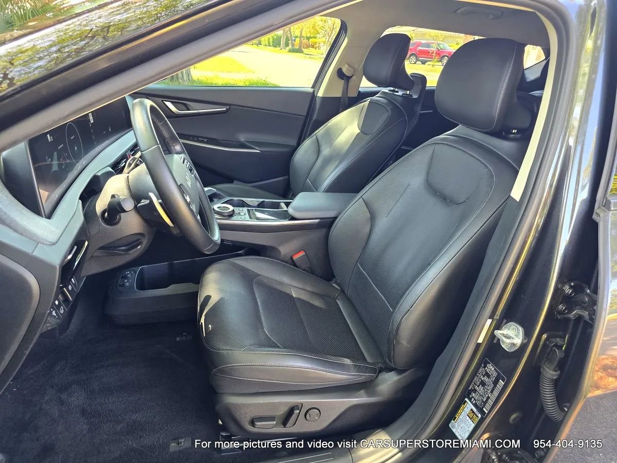 Used 2022 Kia EV6 Wind image 4