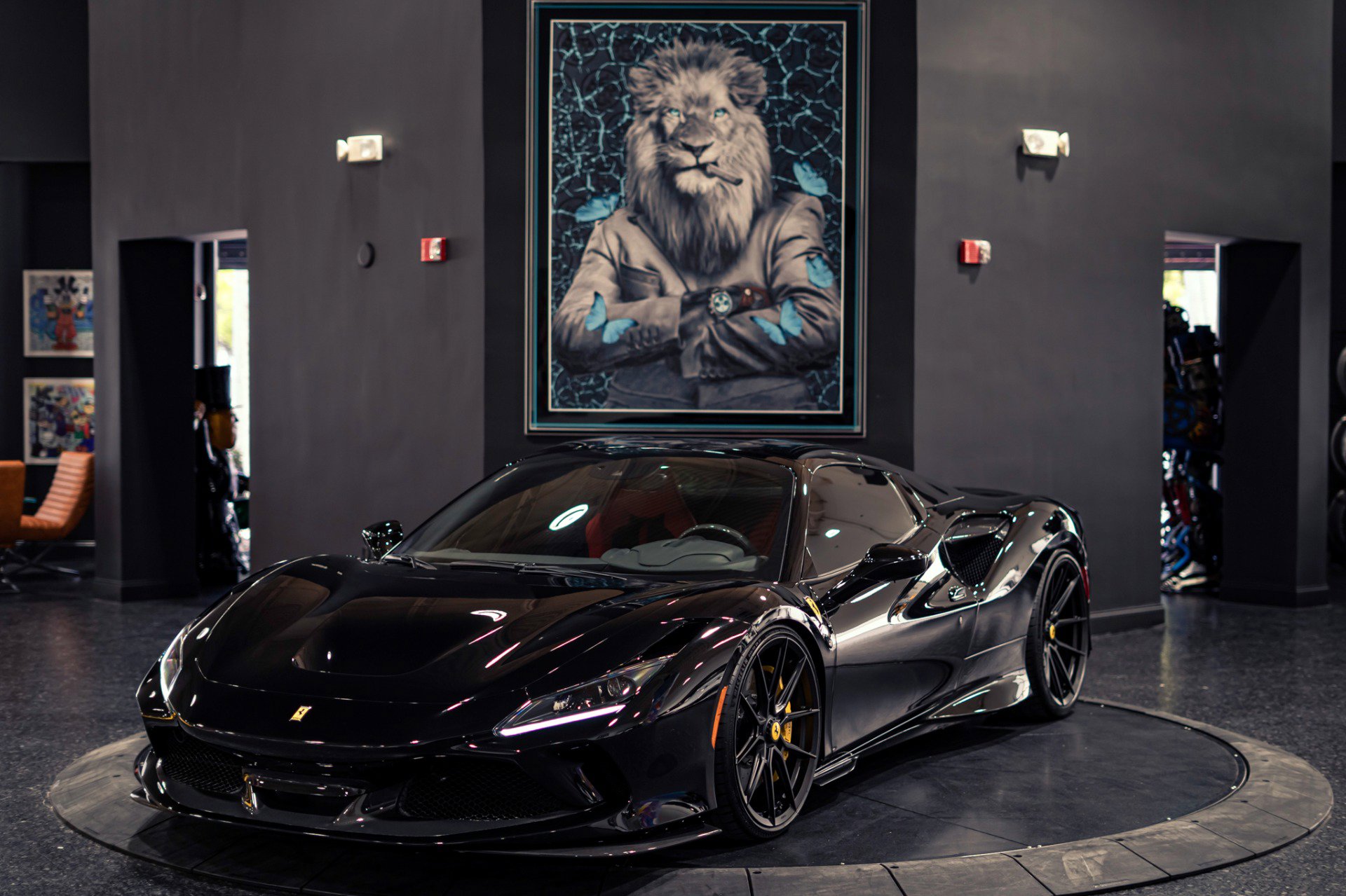 Used 2023 Ferrari F8 Tributo RWD image 15