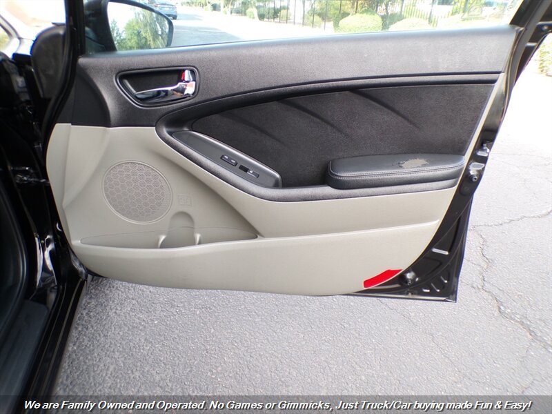 Used 2014 Kia Forte EX FWD image 28