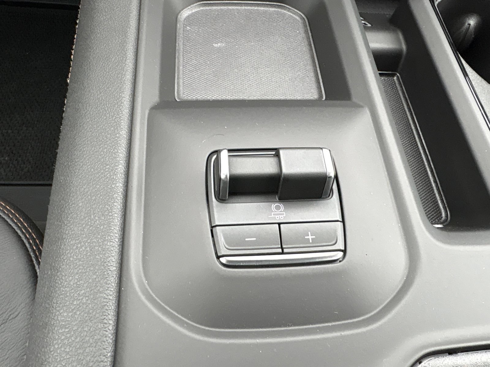 New 2026 GMC Sierra 2500 AT4 w/ AT4 Premium Plus Package AWD/4WD image 28