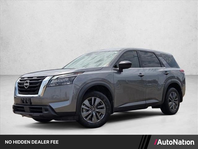 Used 2024 Nissan Pathfinder S FWD image 1