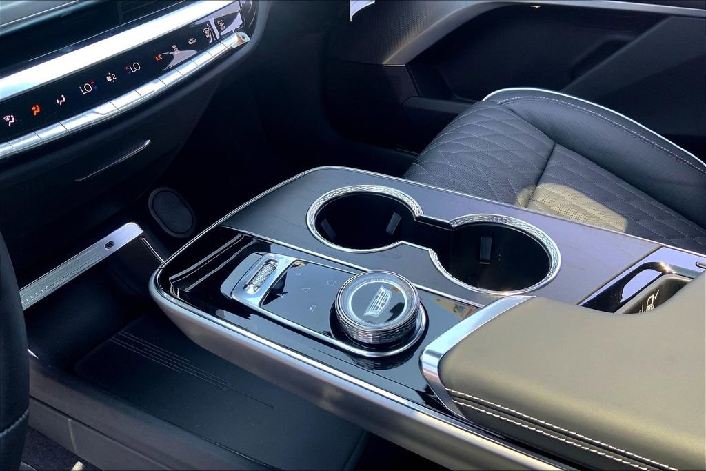 New 2026 Cadillac Lyriq V image 10