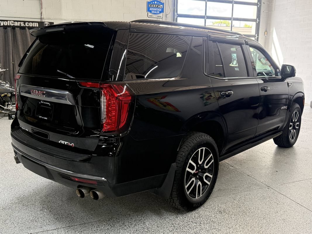 Used 2023 GMC Yukon AT4 w/ Technology Package AWD/4WD image 7