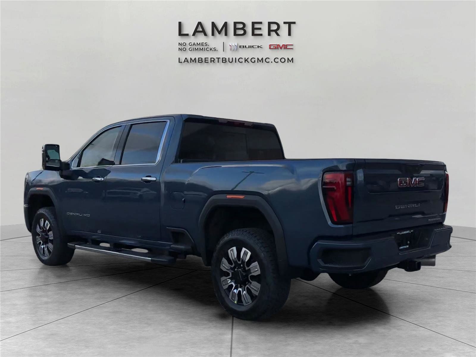 New 2026 GMC Sierra 2500 Denali w/ Denali Reserve Package image 3