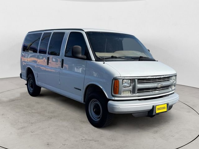 Used 2001 Chevrolet Express 2500 Passenger w/ Convenience Pkg RWD image 7
