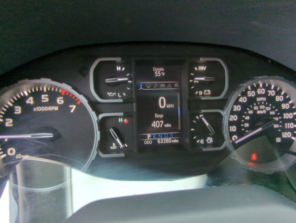 Used 2018 Toyota Tundra Limited w/ Limited Premium Package AWD/4WD image 16