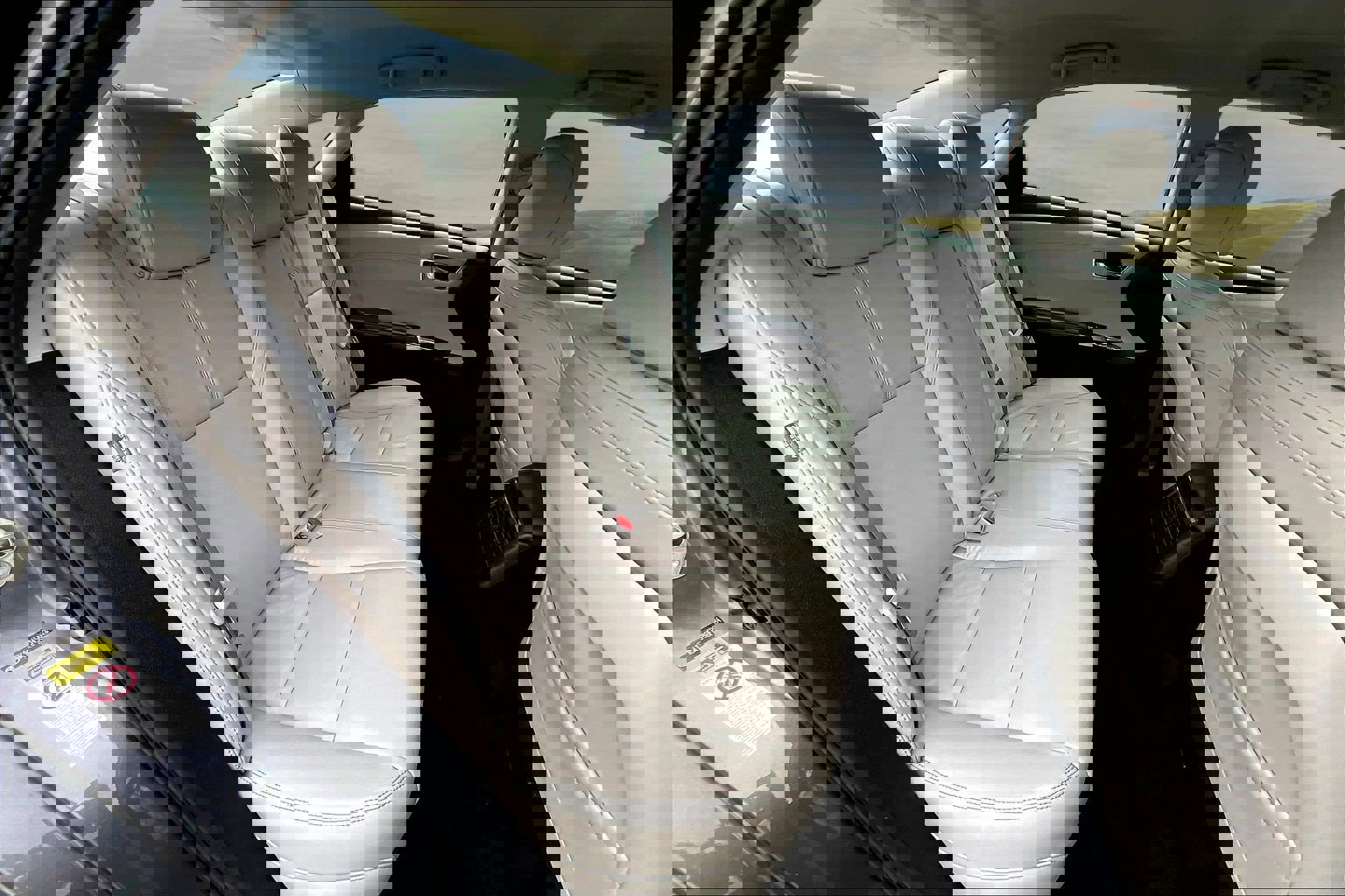 Used 2015 Toyota Avalon XLE image 16