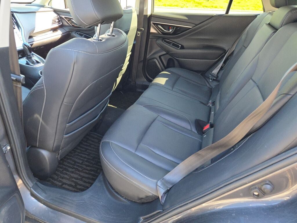Used 2024 Subaru Outback Limited AWD/4WD image 19