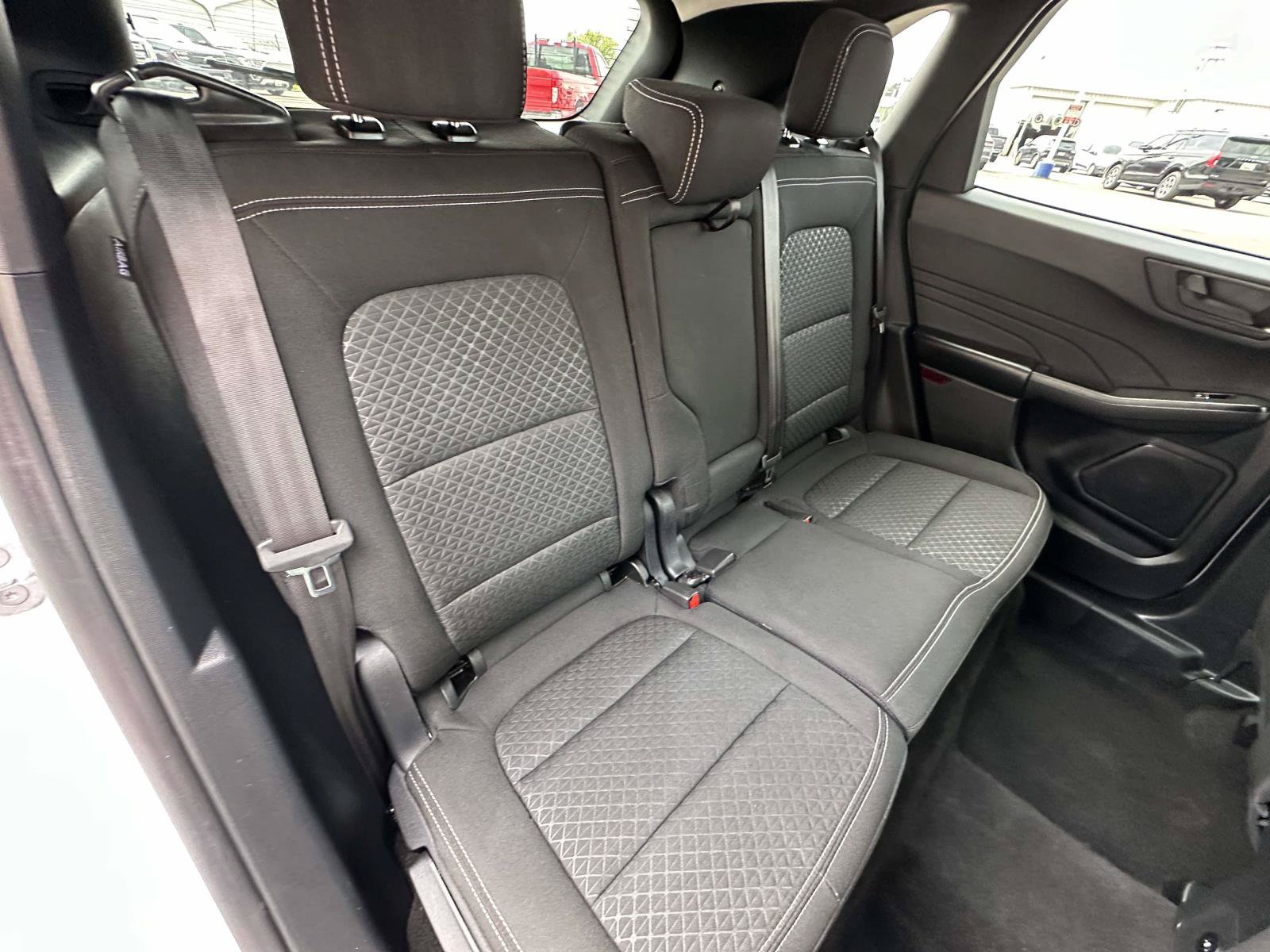 Used 2025 Ford Escape Active AWD/4WD image 29