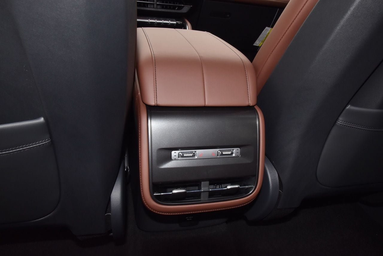 New 2026 Lincoln Nautilus Reserve w/ Jet Appearance Package AWD/4WD image 25