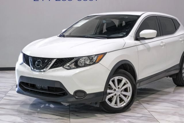 Used 2018 Nissan Rogue Sport S w/ S Appearance Package FWD image 7