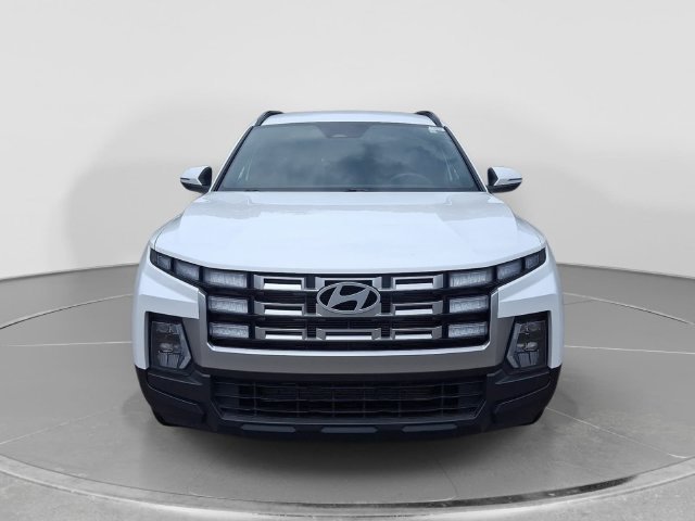 Used 2025 Hyundai Santa Cruz SEL FWD image 2