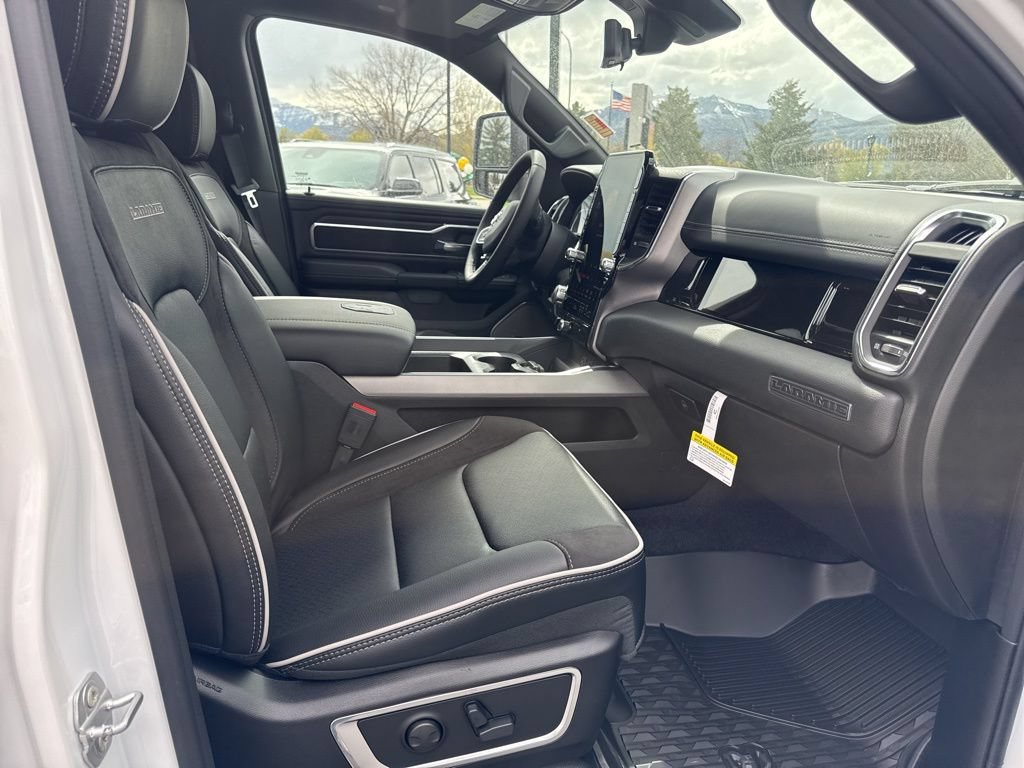 New 2026 RAM 1500 Laramie w/ Night Edition AWD/4WD image 13
