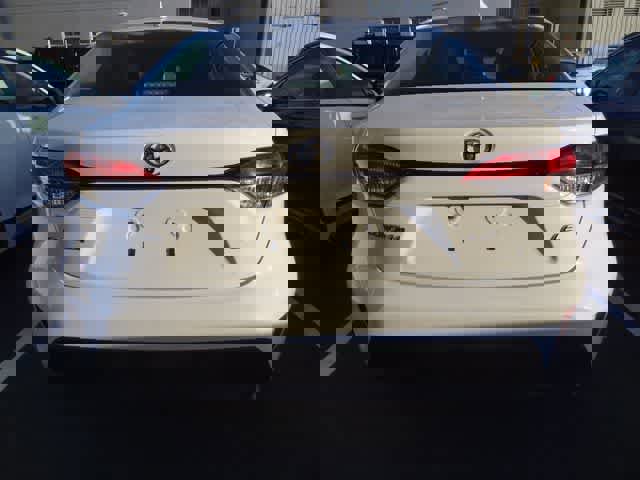 Used 2024 Toyota Corolla LE image 4