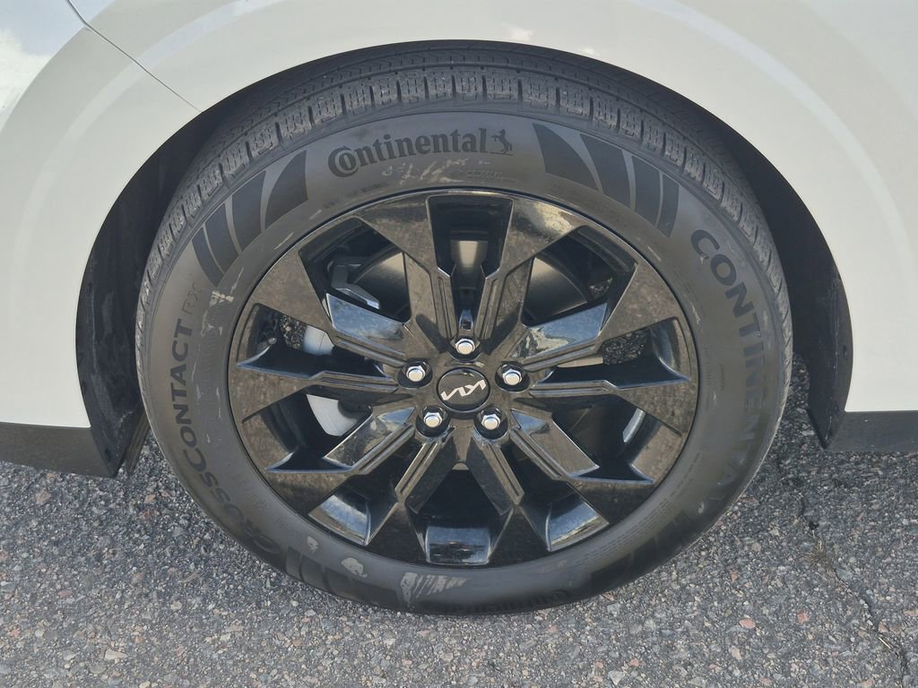 Certified 2023 Kia Carnival SX Prestige image 20