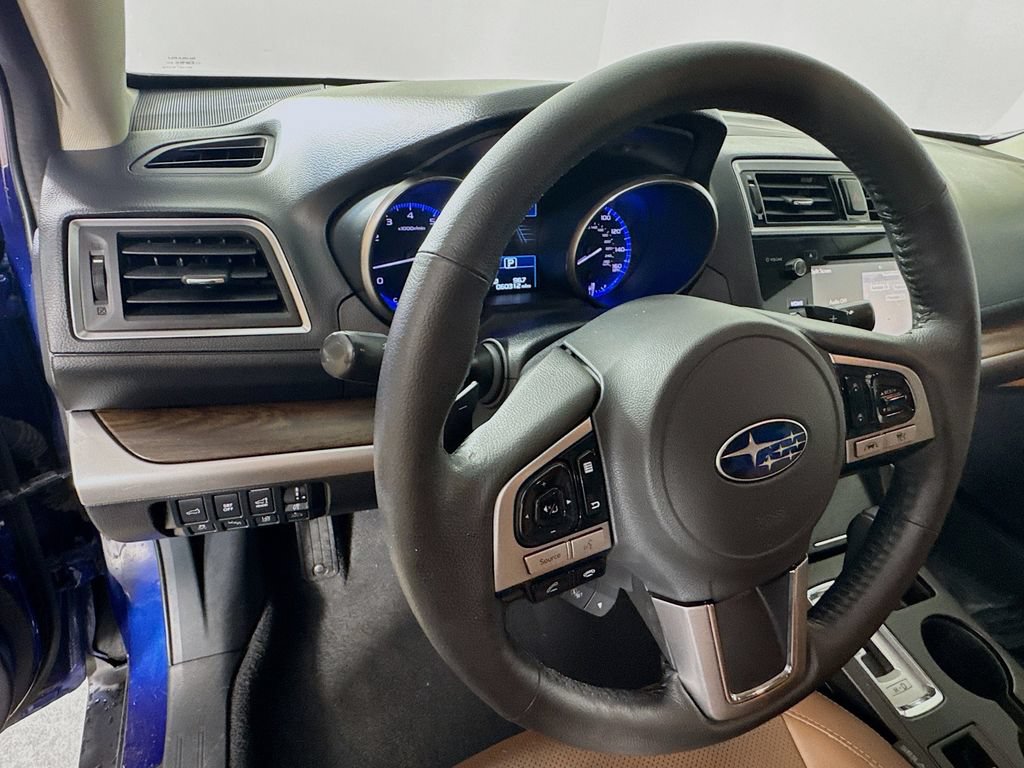 Used 2017 Subaru Outback 3.6R Touring w/ Popular Package #5A AWD/4WD image 11