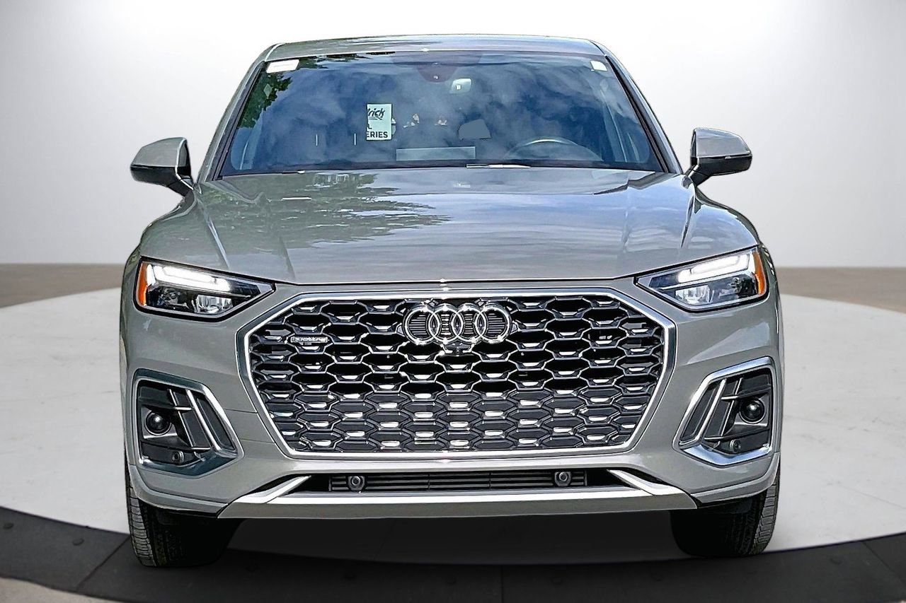 Used 2023 Audi Q5 2.0T Premium Plus w/ Premium Plus Package AWD/4WD image 3
