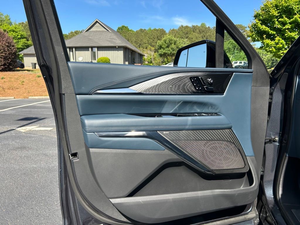 Used 2025 Cadillac Escalade IQ Luxury 2 w/ LPO, Premium Carpet Package AWD/4WD image 71
