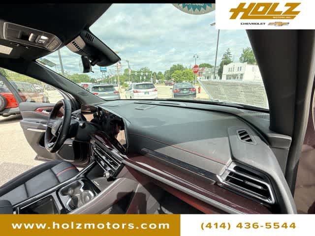 Certified 2025 Chevrolet Traverse RS w/ LPO, Floor Liner Package AWD/4WD image 29