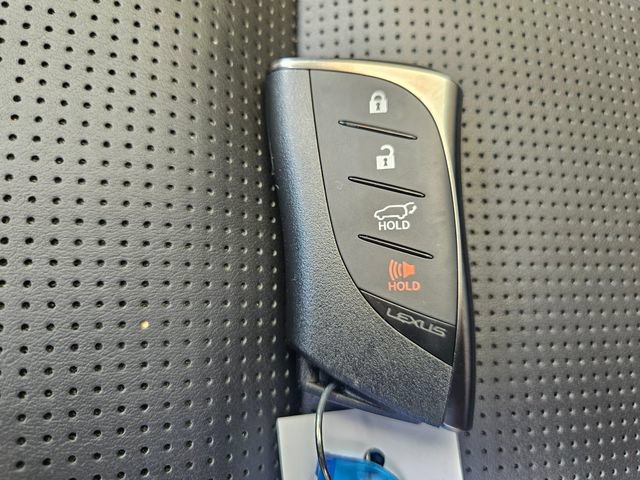 Used 2025 Lexus GX 550 AWD/4WD image 29