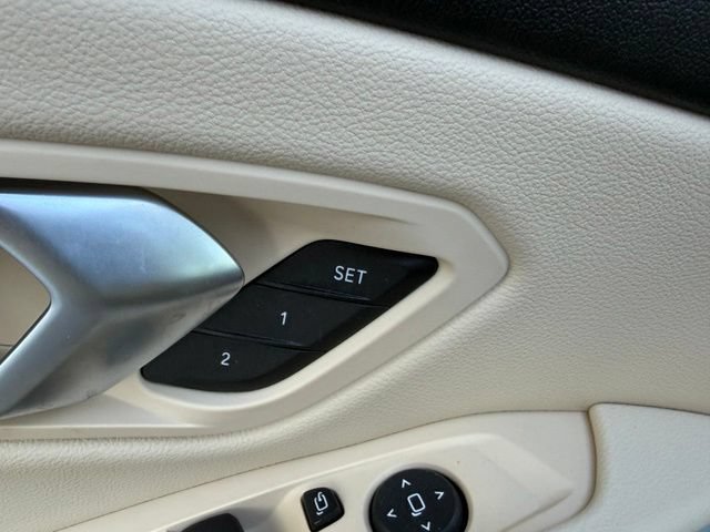 Used 2023 BMW 330i Sedan w/ Driving Assistance Package RWD image 13