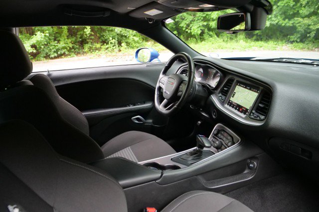 Used 2022 Dodge Challenger R/T Scat Pack RWD image 32