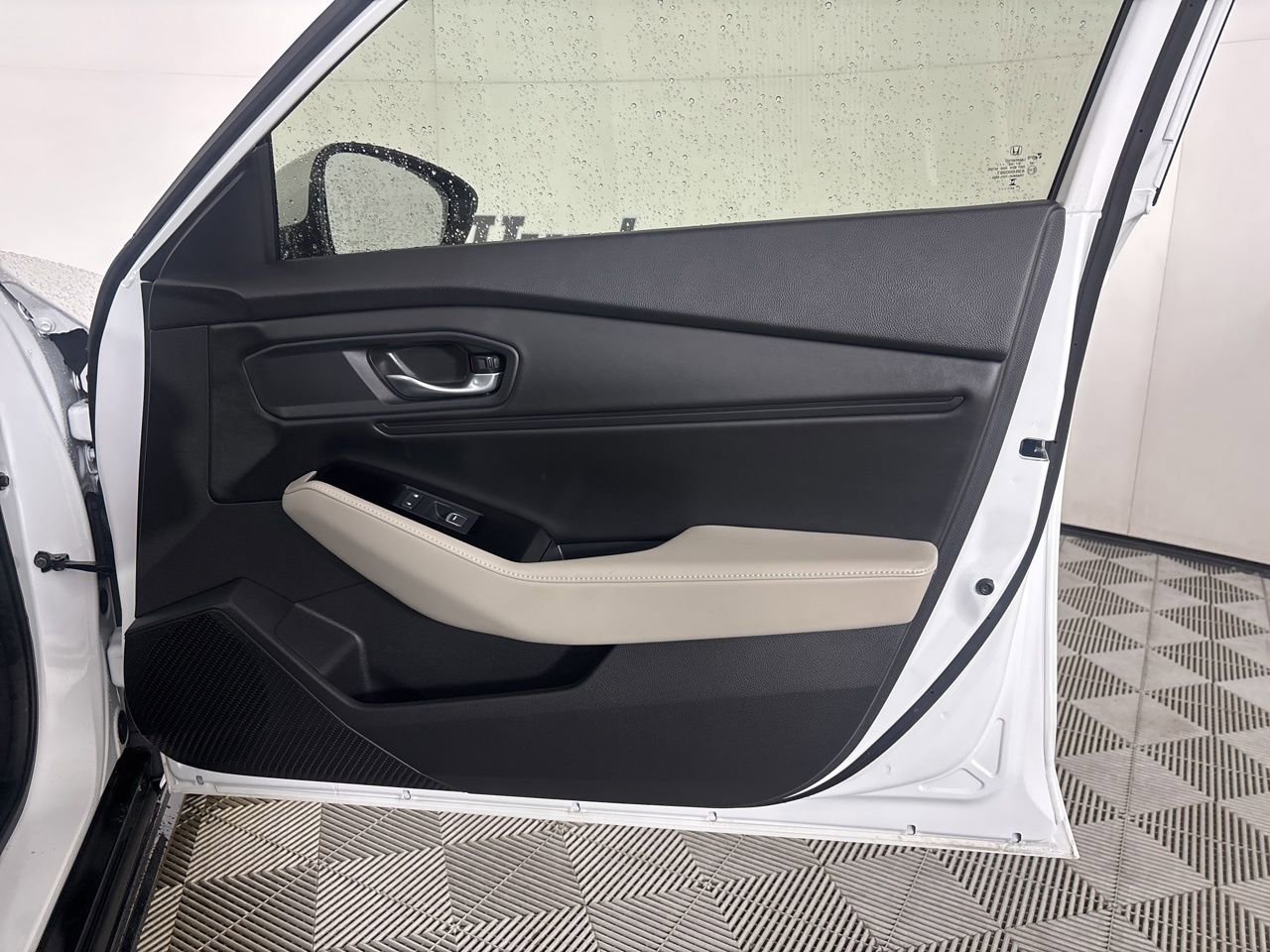 Used 2025 Honda Accord Touring image 27