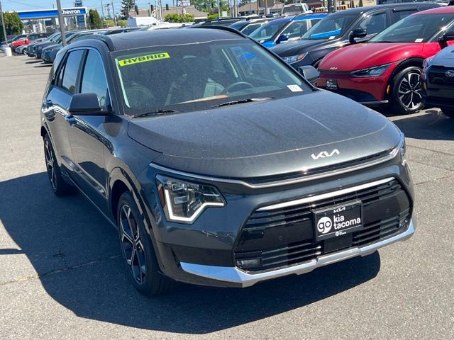 New 2026 Kia Niro SX Touring FWD image 7
