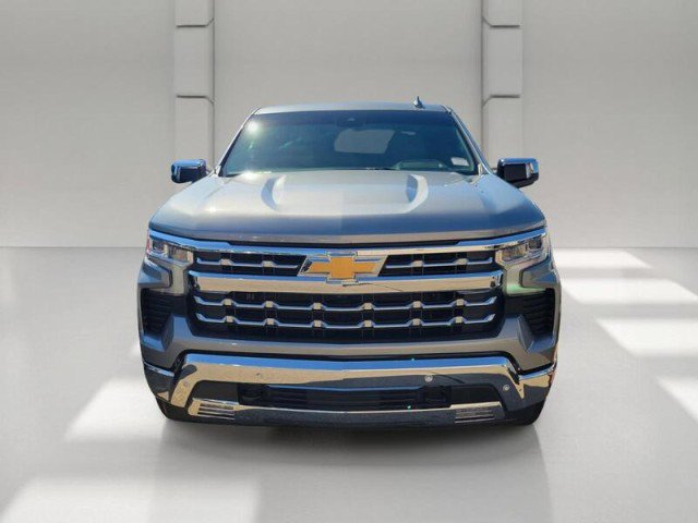 Used 2024 Chevrolet Silverado 1500 LTZ w/ LTZ Convenience Package II RWD image 2