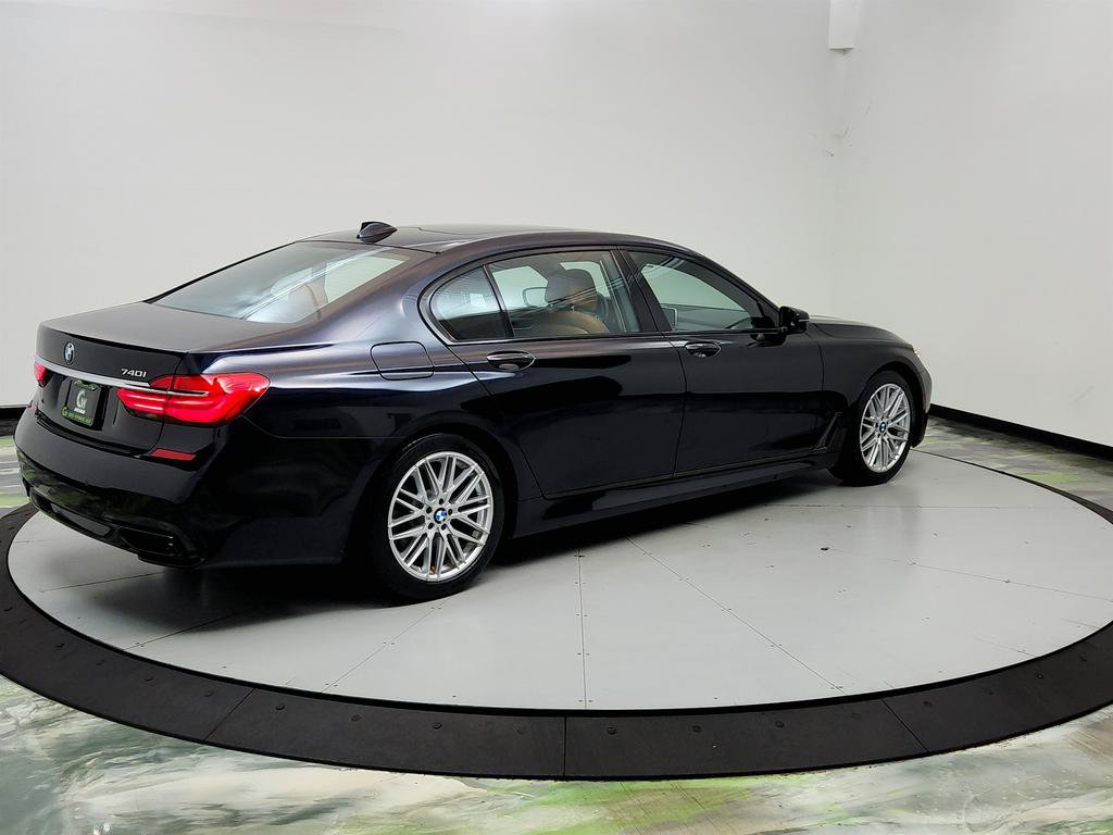 Used 2018 BMW 740i RWD image 5
