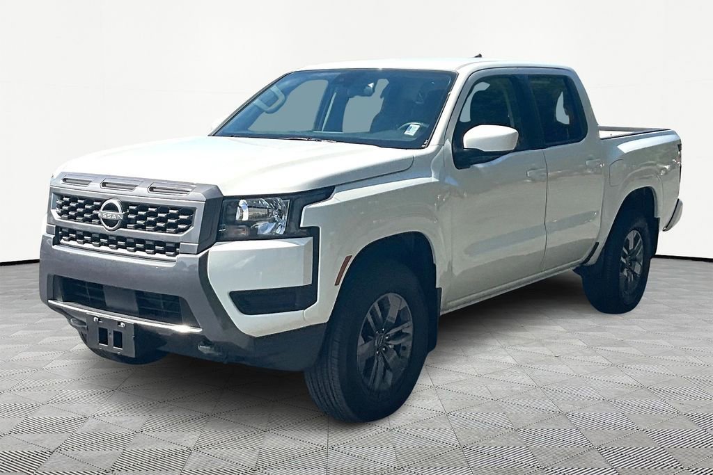 Used 2025 Nissan Frontier SV image 3