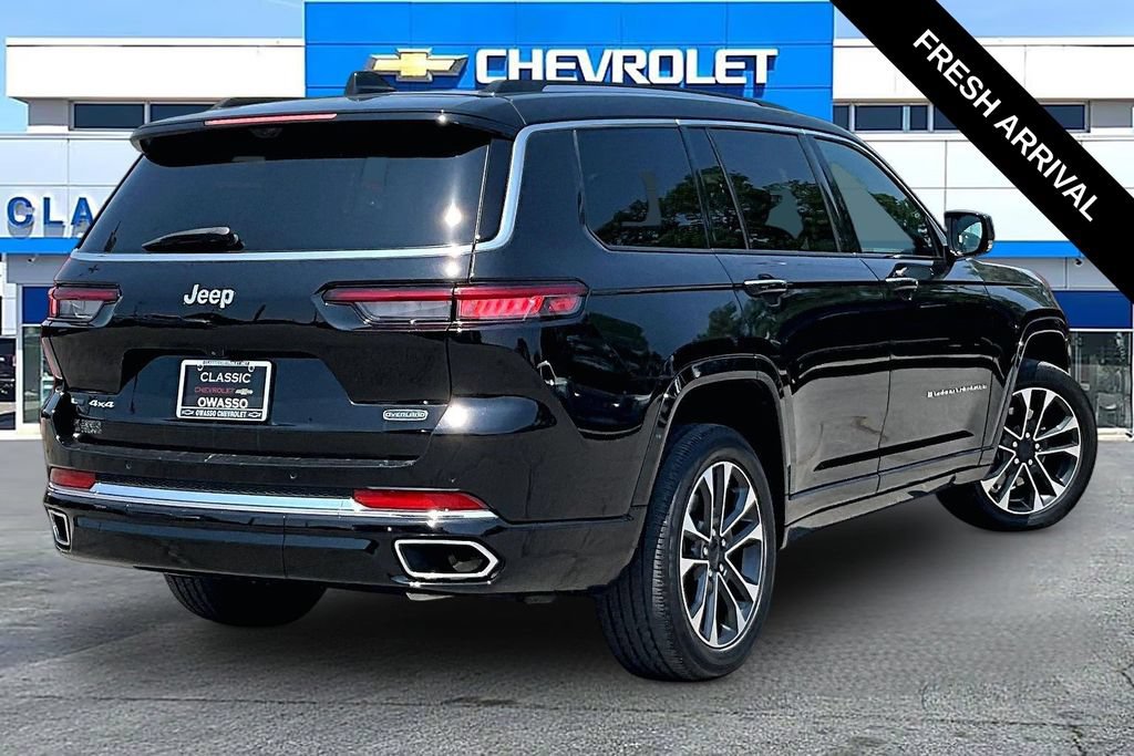 Used 2021 Jeep Grand Cherokee L Overland w/ Luxury Tech Group IV AWD/4WD image 19