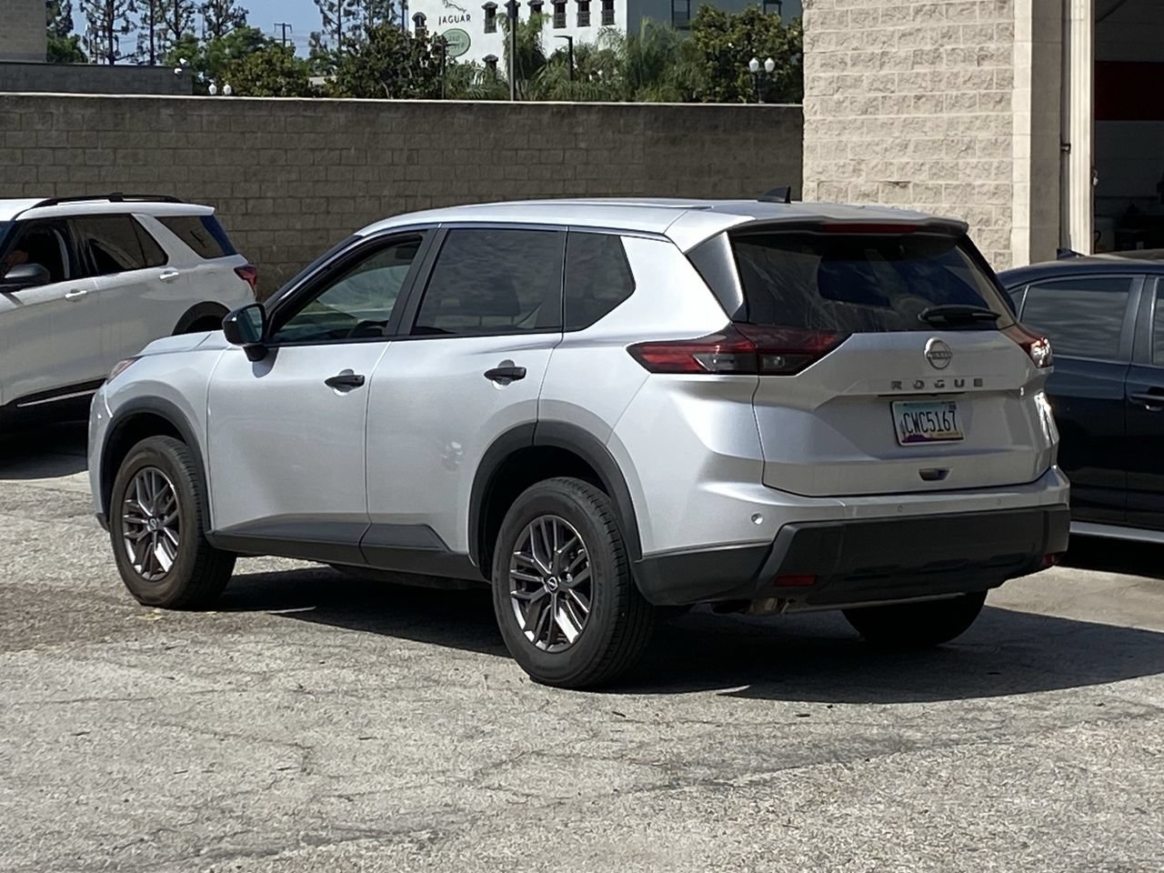 Certified 2024 Nissan Rogue S FWD image 4