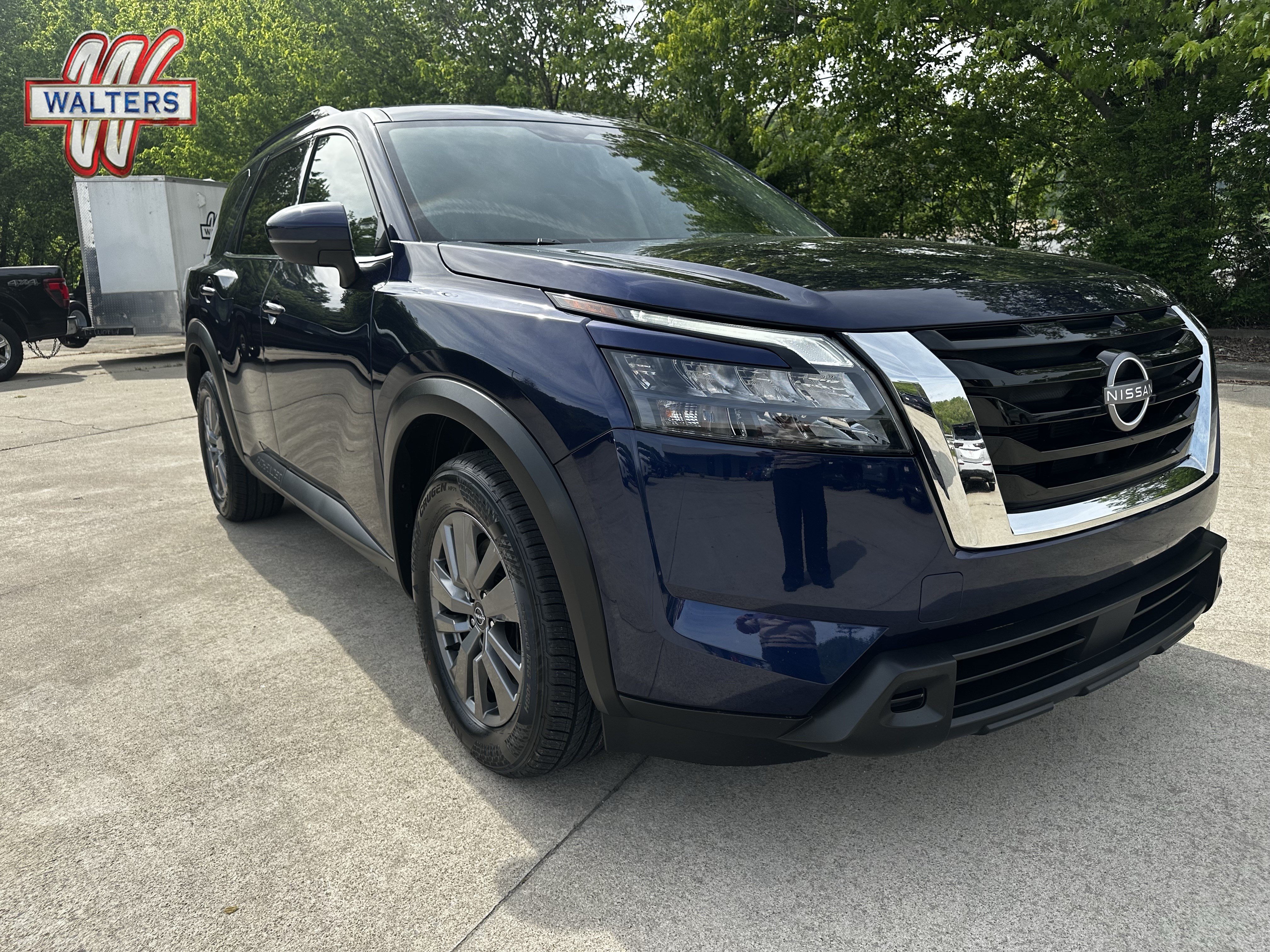 Used 2025 Nissan Pathfinder SV