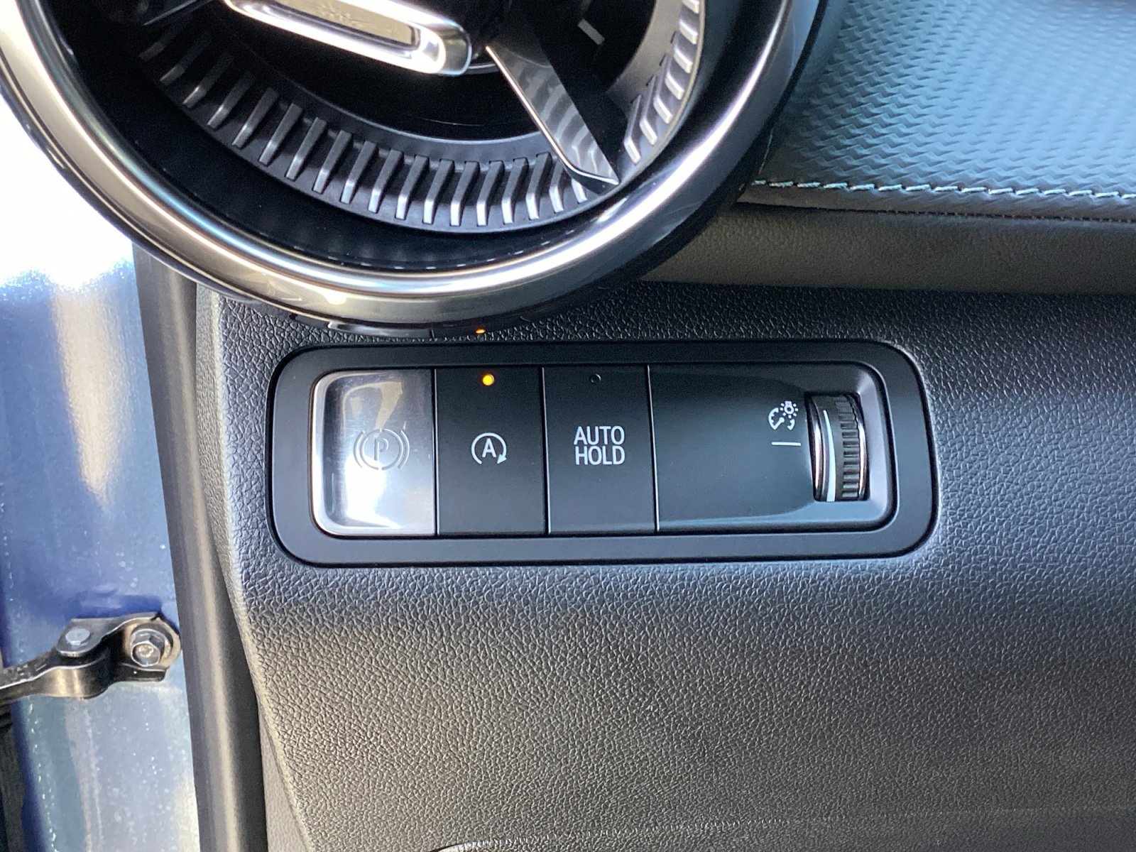 Used 2025 Chevrolet Equinox LT w/ Safety and Technology Package image 31