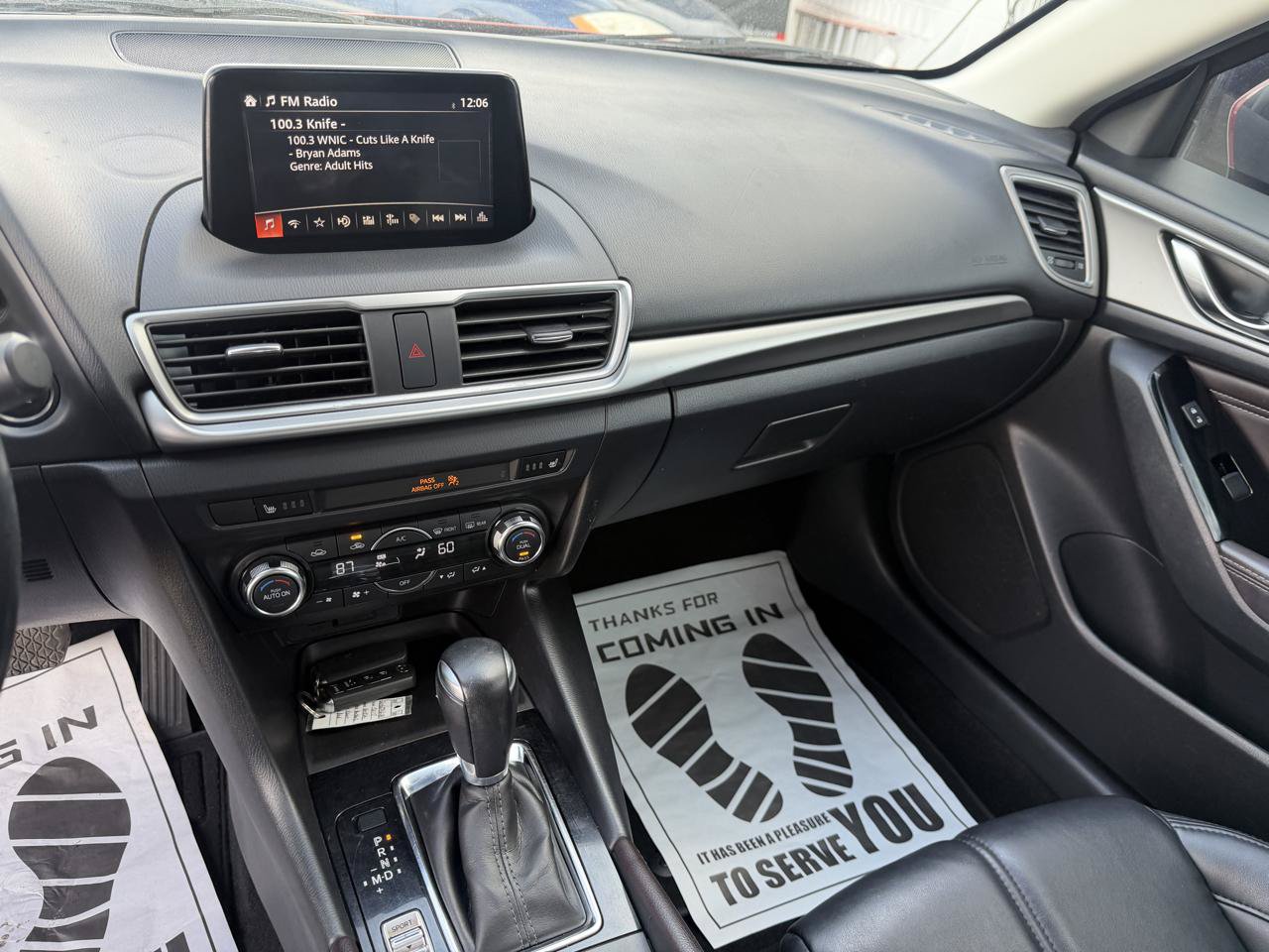 Used 2017 MAZDA MAZDA3 Touring FWD image 12
