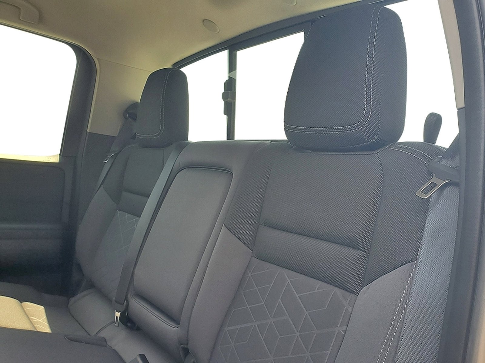 New 2025 Nissan Frontier SV AWD/4WD image 13